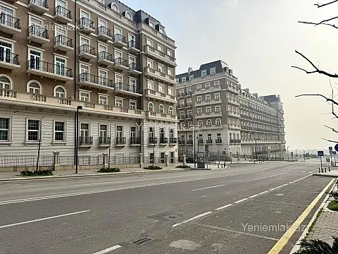 Satılır 4 otaqlı yeni tikili 132 m²