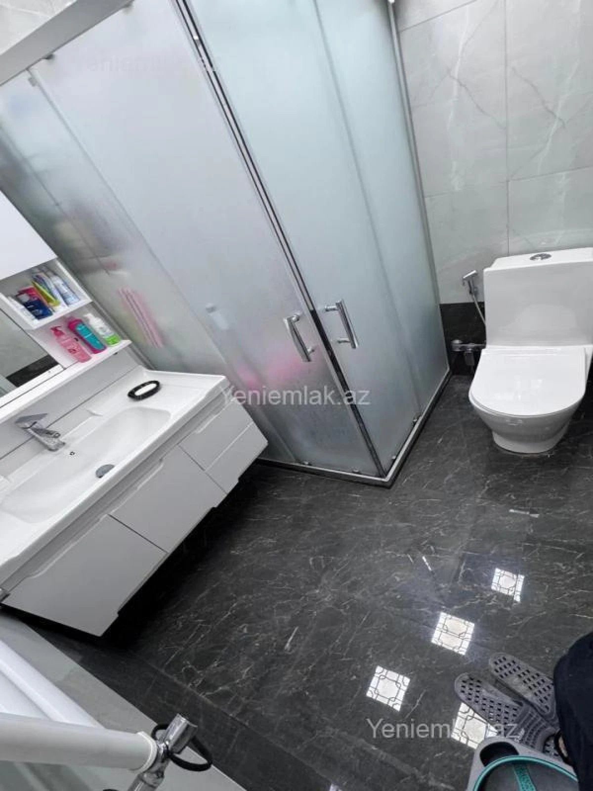 Satılır 3 otaqlı yeni tikili 95 m²