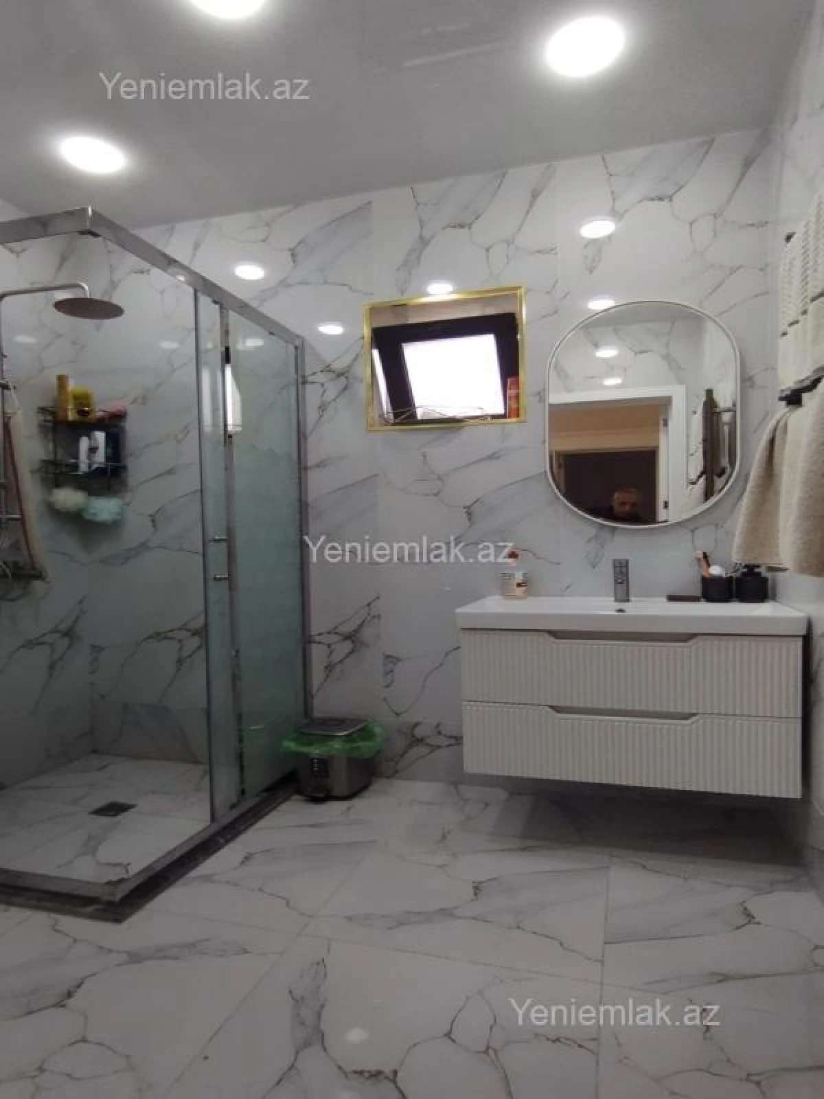 Satılır 6 otaqlı həyət evi 275 m²
