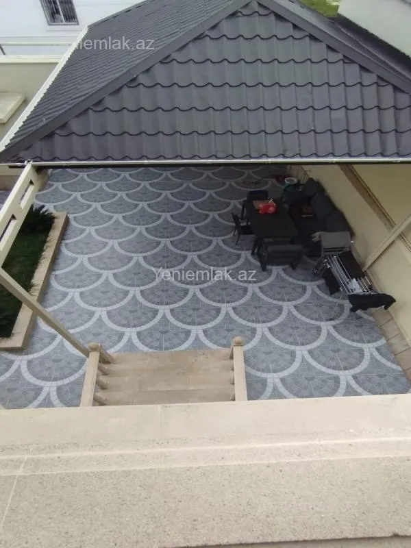 Satılır 6 otaqlı həyət evi 275 m²