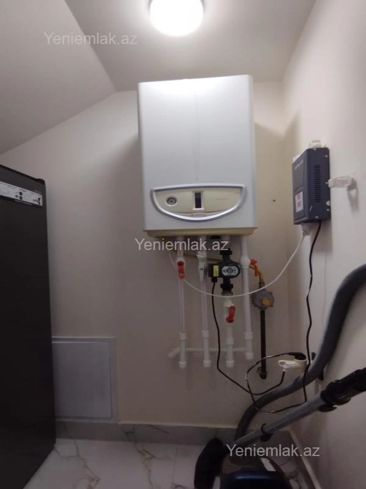 Satılır 6 otaqlı həyət evi 275 m²