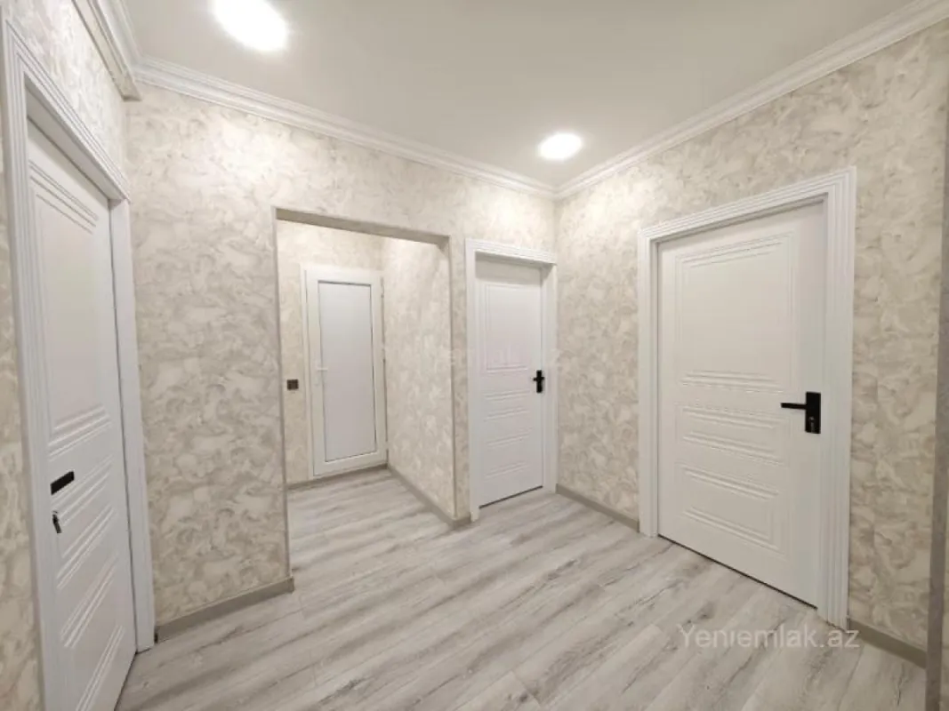 Satılır 3 otaqlı köhnə tikili 85 m²
