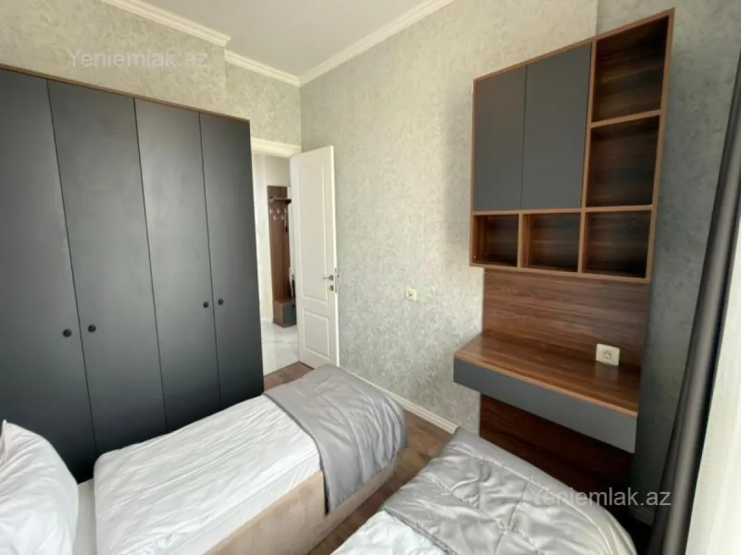 Satılır 3 otaqlı yeni tikili 50 m²