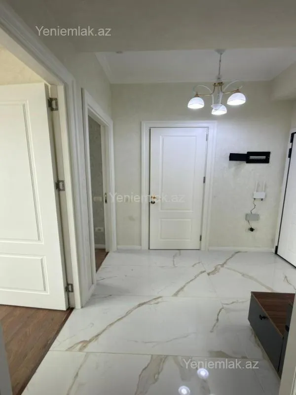 Satılır 3 otaqlı yeni tikili 50 m²