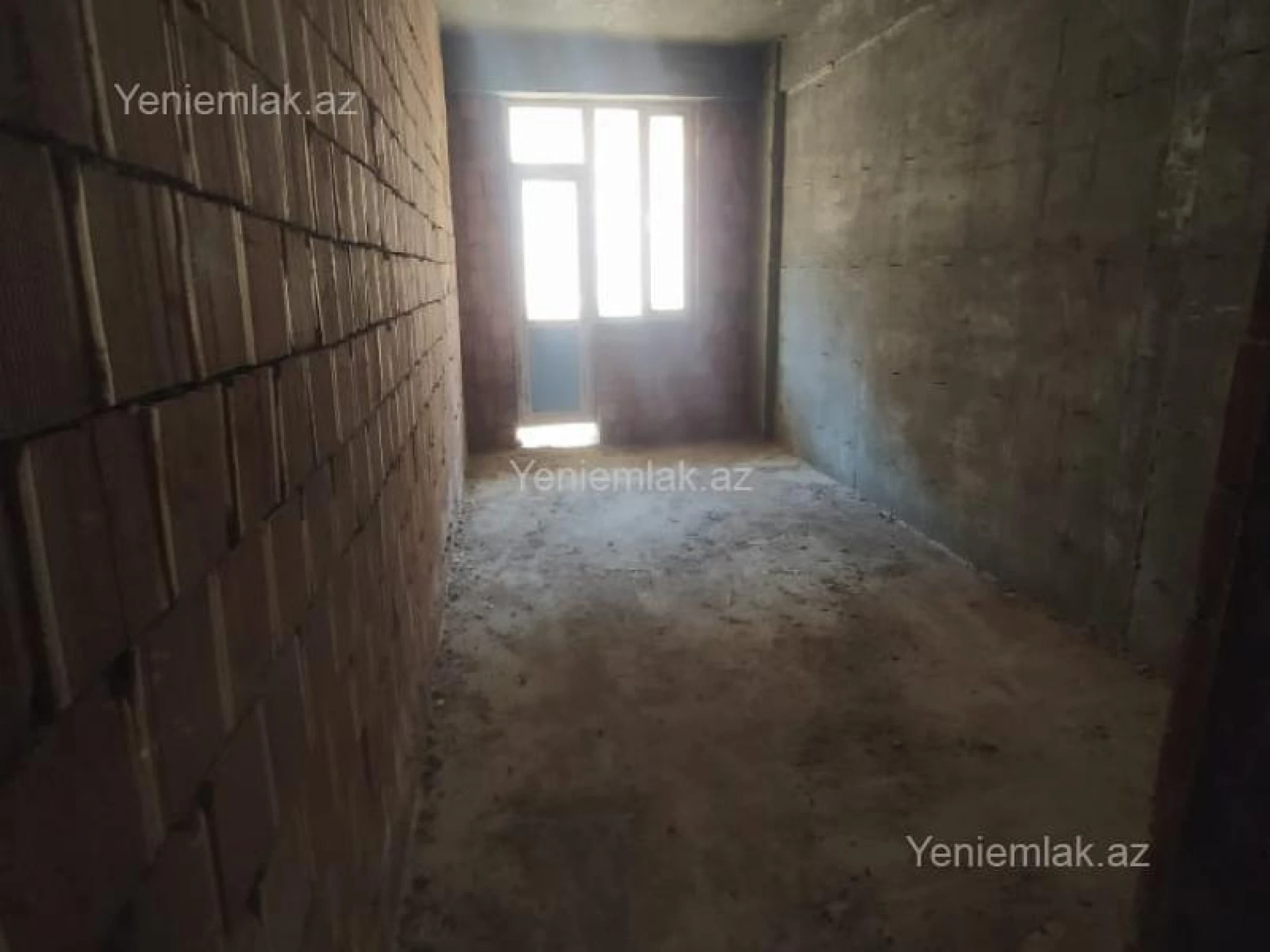 Satılır 3 otaqlı yeni tikili 130 m²