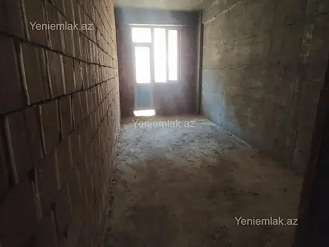 Satılır 3 otaqlı yeni tikili 130 m²