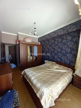 Satılır 2 otaqlı köhnə tikili 68 m²