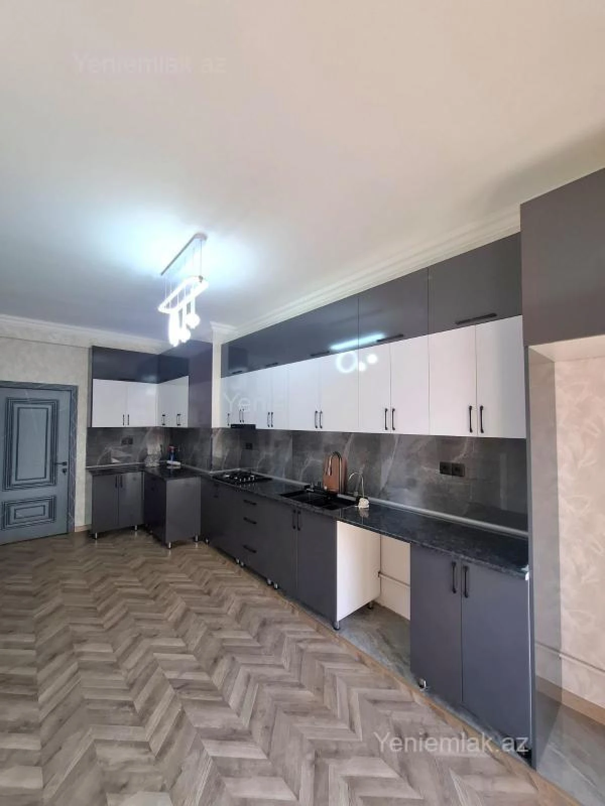 Satılır 3 otaqlı yeni tikili 99.17 m²