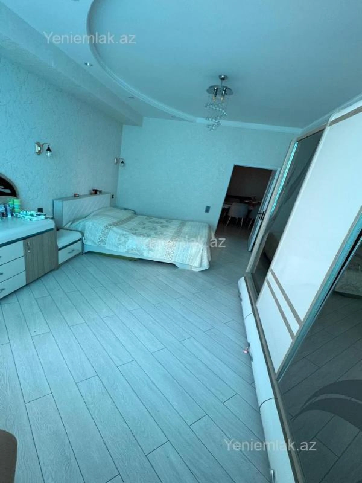 Satılır 3 otaqlı yeni tikili 95 m²