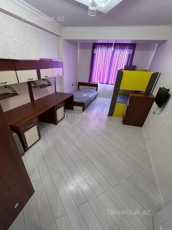 Satılır 3 otaqlı yeni tikili 95 m²