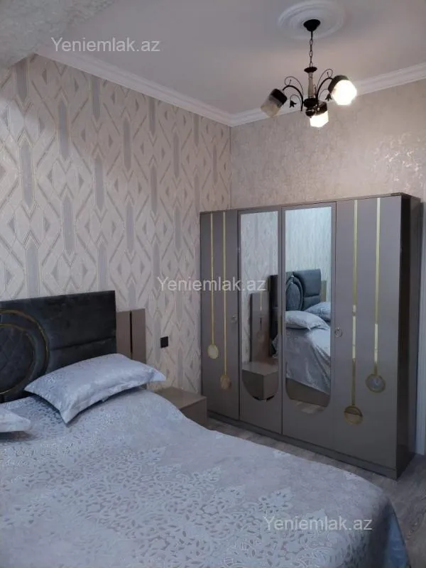 Satılır 3 otaqlı yeni tikili 80 m²