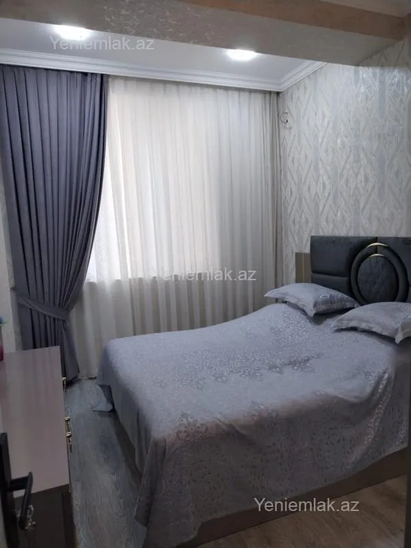 Satılır 3 otaqlı yeni tikili 80 m²