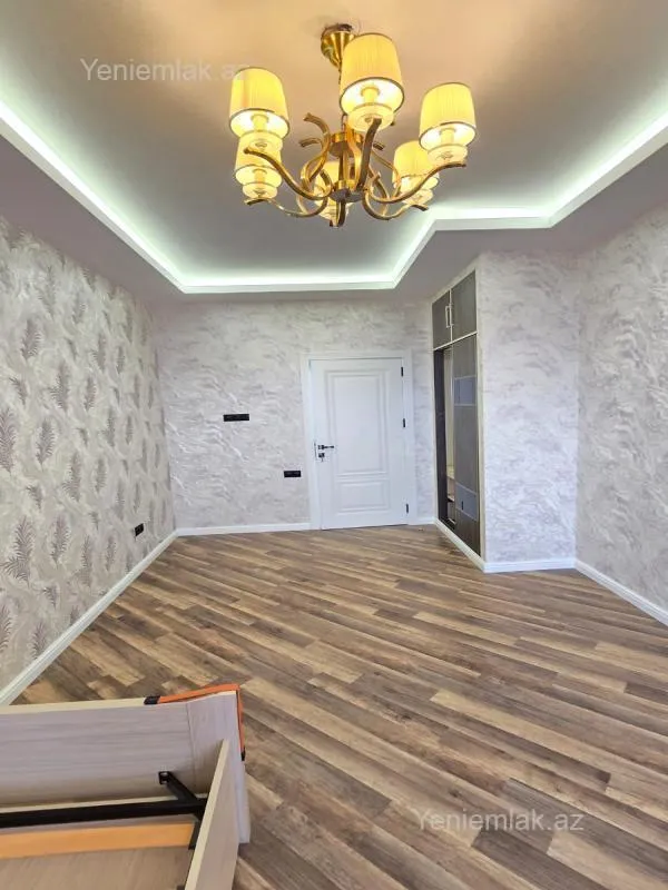 Satılır 2 otaqlı yeni tikili 76 m²