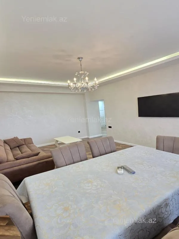 Satılır 2 otaqlı yeni tikili 76 m²