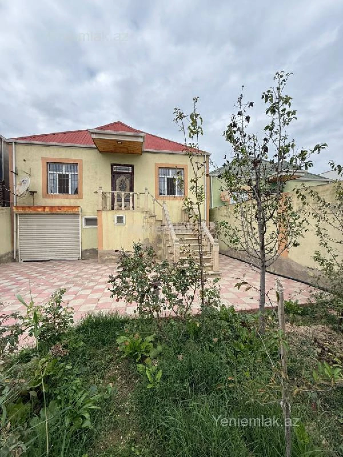 Satılır 4 otaqlı həyət evi 130 m²