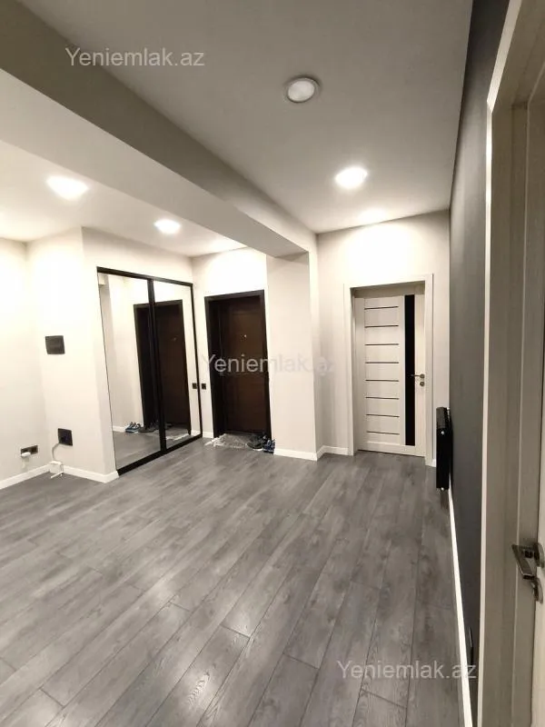 Satılır 3 otaqlı yeni tikili 127 m²