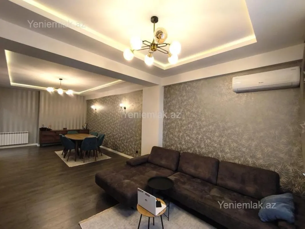 Satılır 3 otaqlı yeni tikili 127 m²