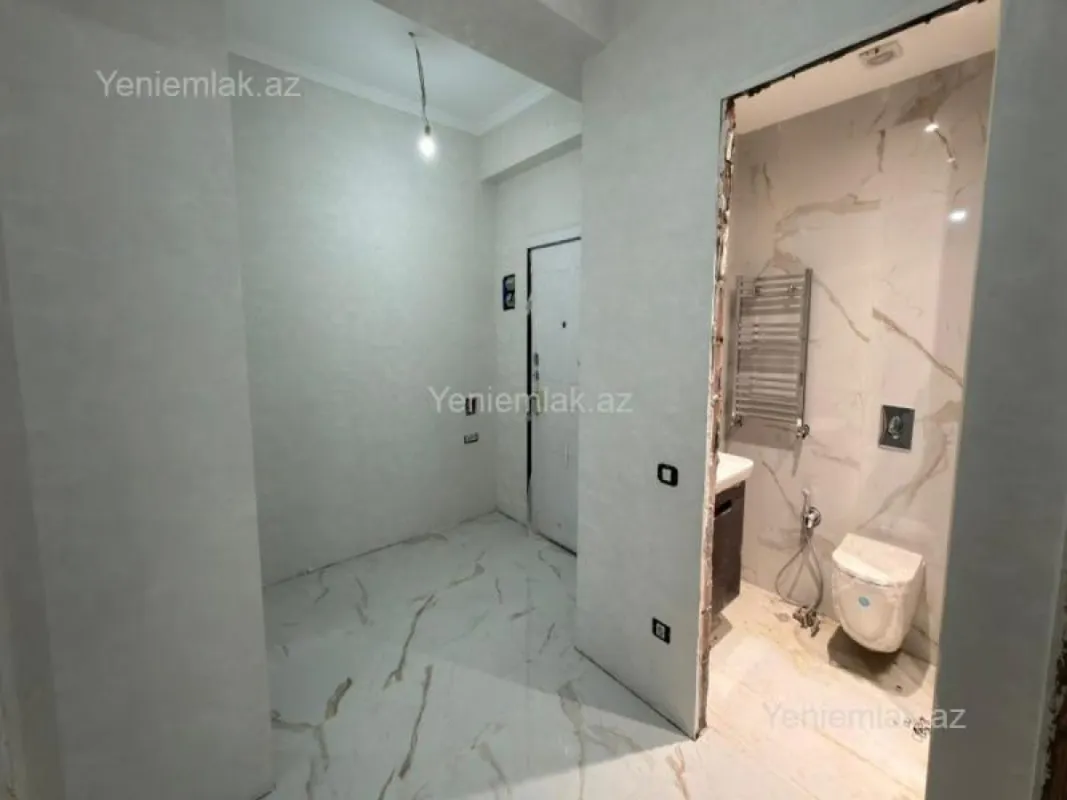 Satılır 3 otaqlı yeni tikili 83 m²