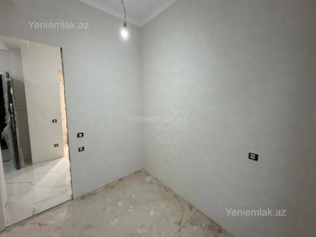 Satılır 3 otaqlı yeni tikili 83 m²