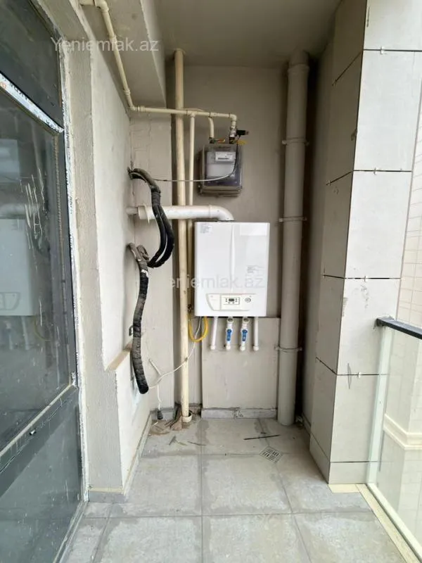 Satılır 3 otaqlı yeni tikili 83 m²