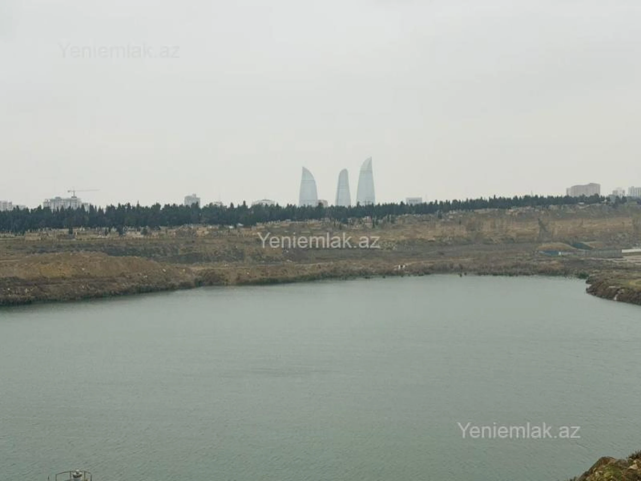 Satılır 3 otaqlı yeni tikili 83 m²