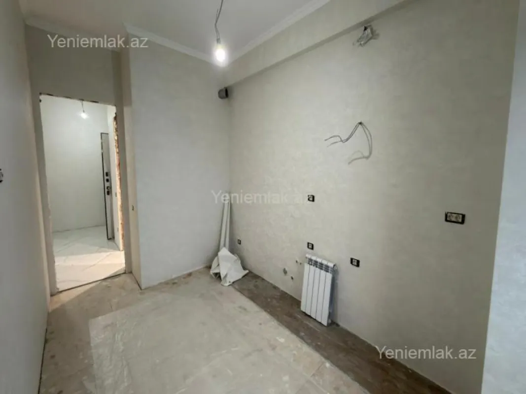 Satılır 3 otaqlı yeni tikili 83 m²