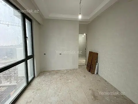 Satılır 3 otaqlı yeni tikili 83 m²