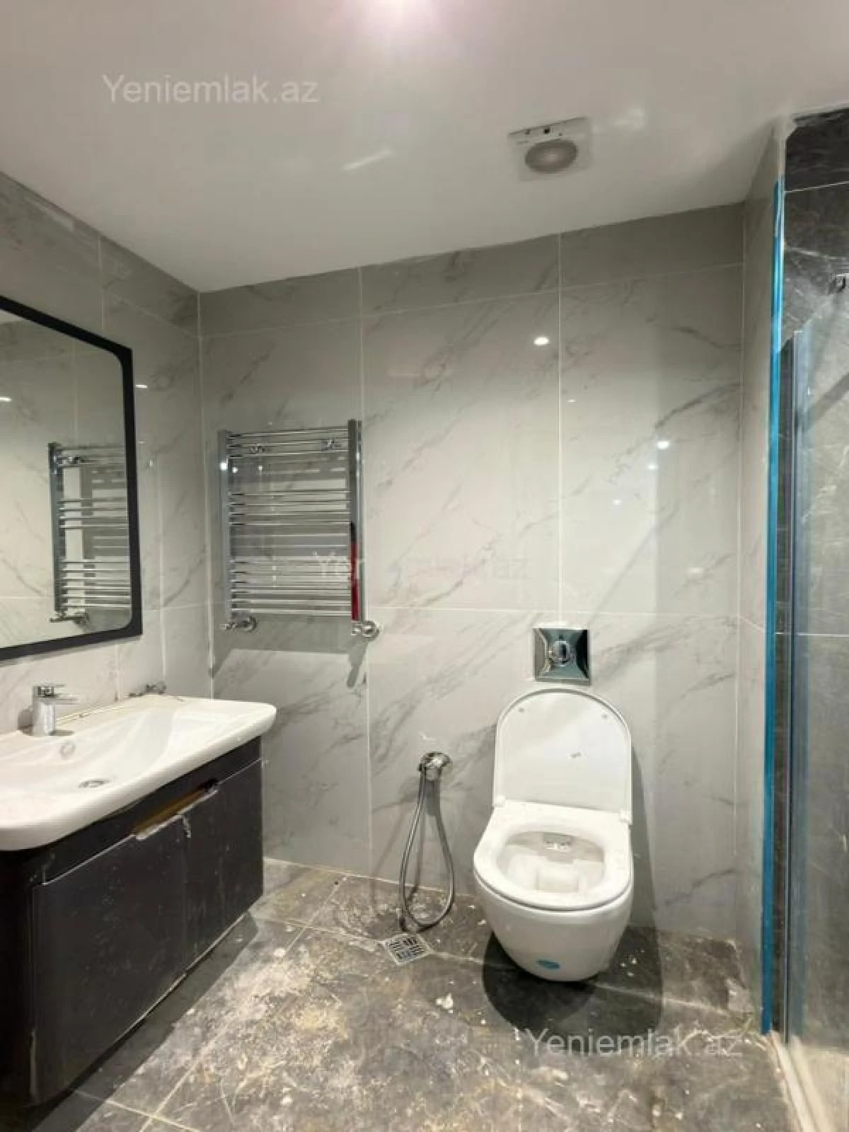 Satılır 3 otaqlı yeni tikili 71 m²