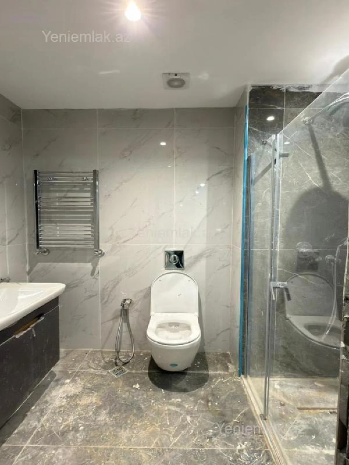 Satılır 3 otaqlı yeni tikili 71 m²