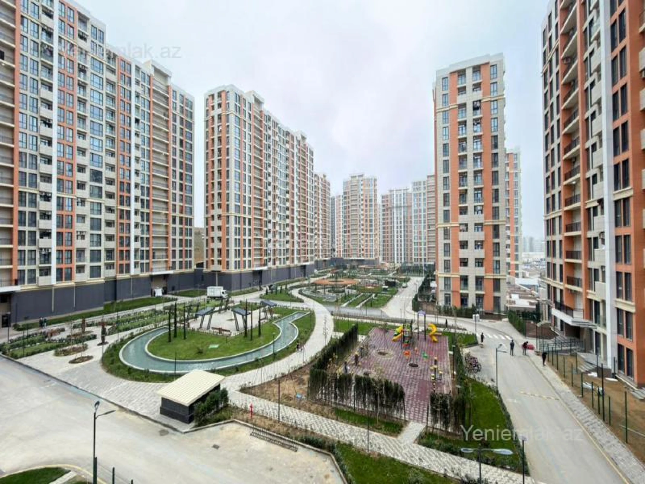 Satılır 3 otaqlı yeni tikili 71 m²