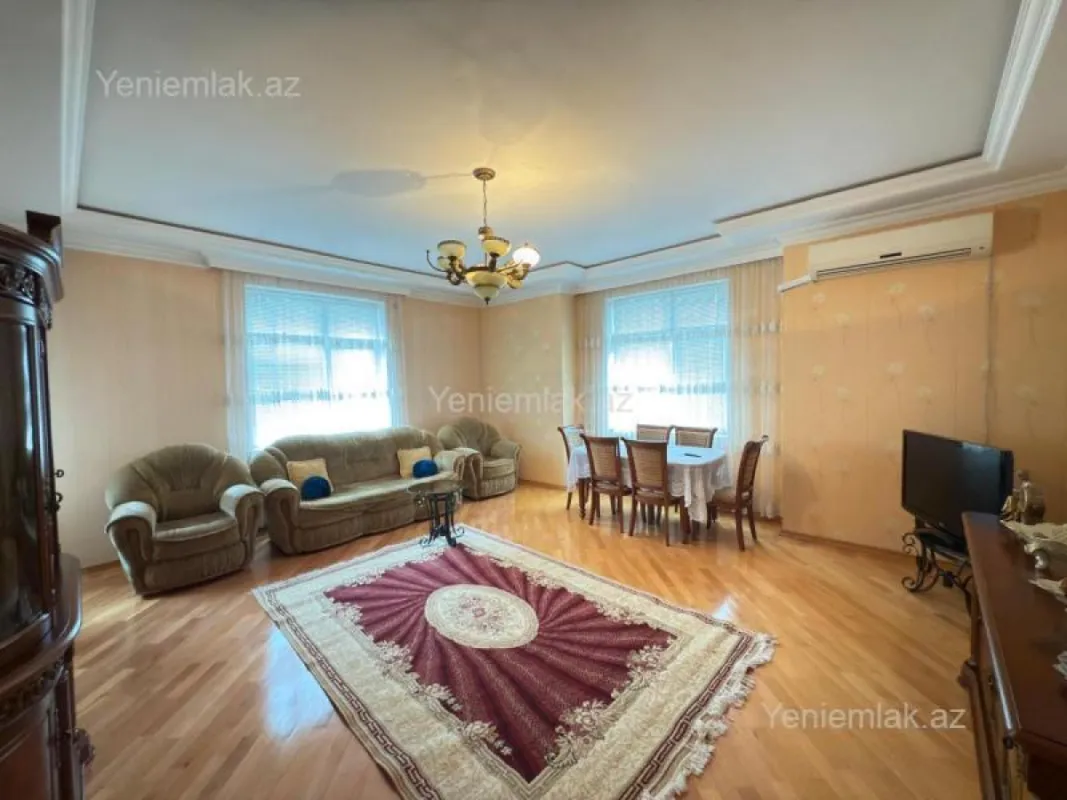 Satılır 3 otaqlı yeni tikili 136 m²