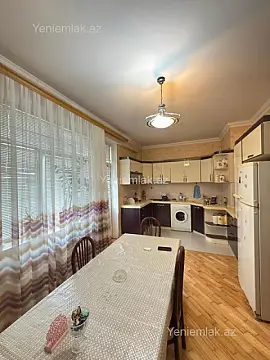 Satılır 3 otaqlı yeni tikili 136 m²