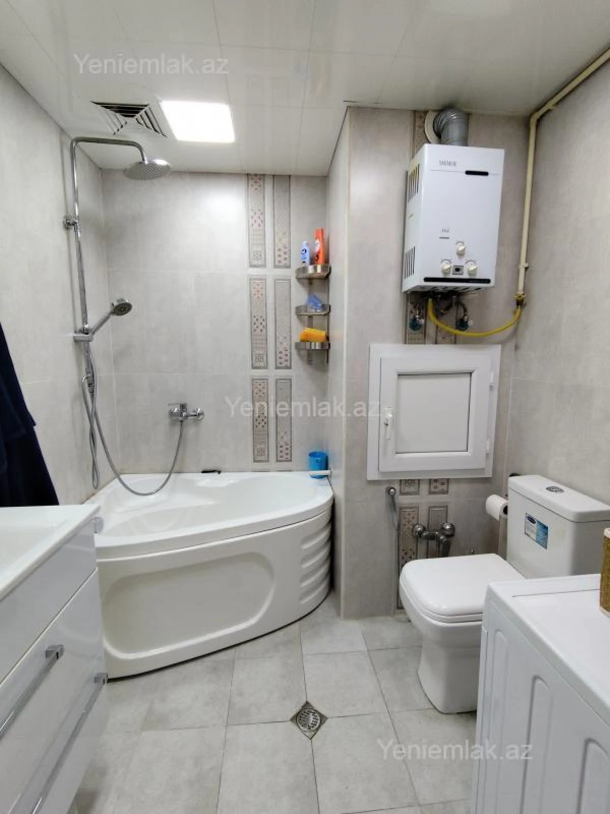 Satılır 2 otaqlı köhnə tikili 60 m²