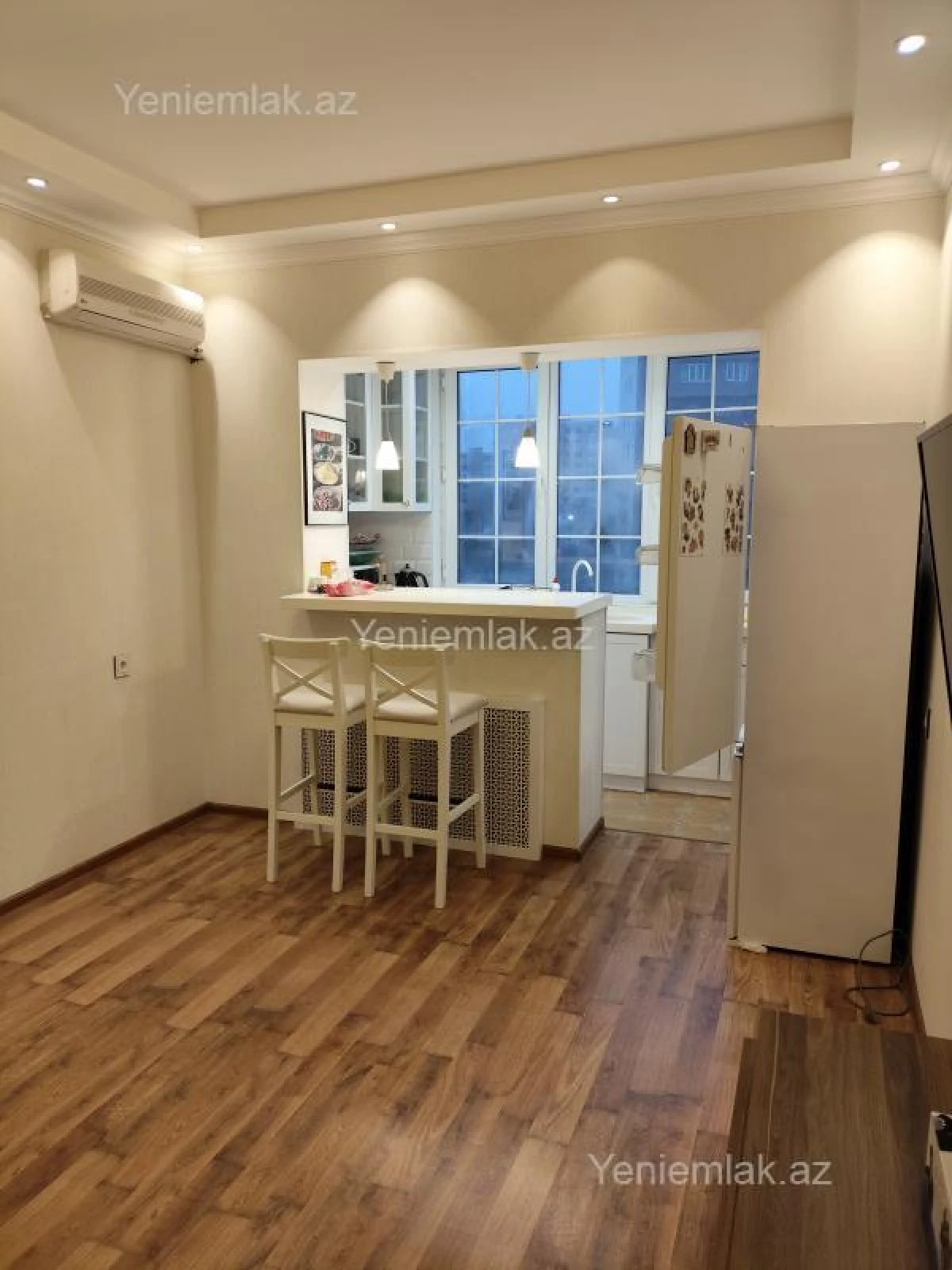 Satılır 2 otaqlı köhnə tikili 60 m²
