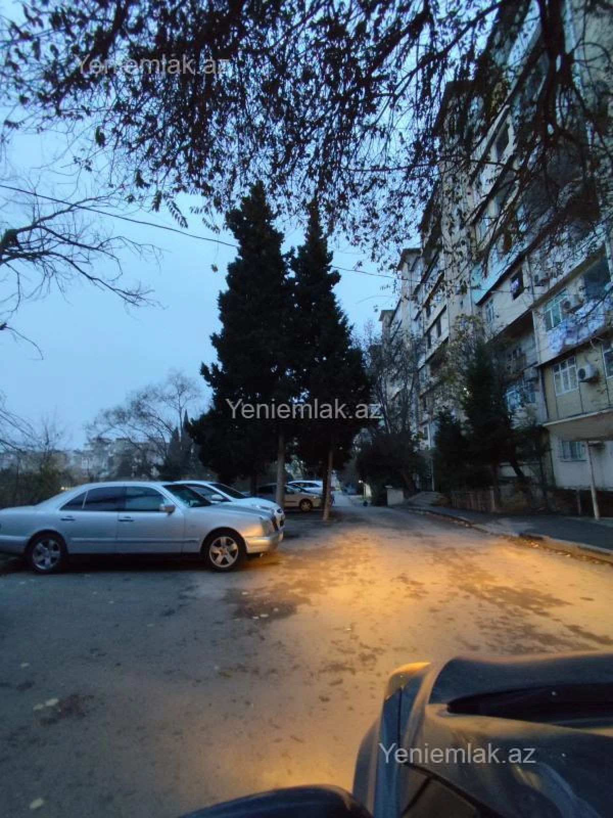 Satılır 2 otaqlı köhnə tikili 60 m²
