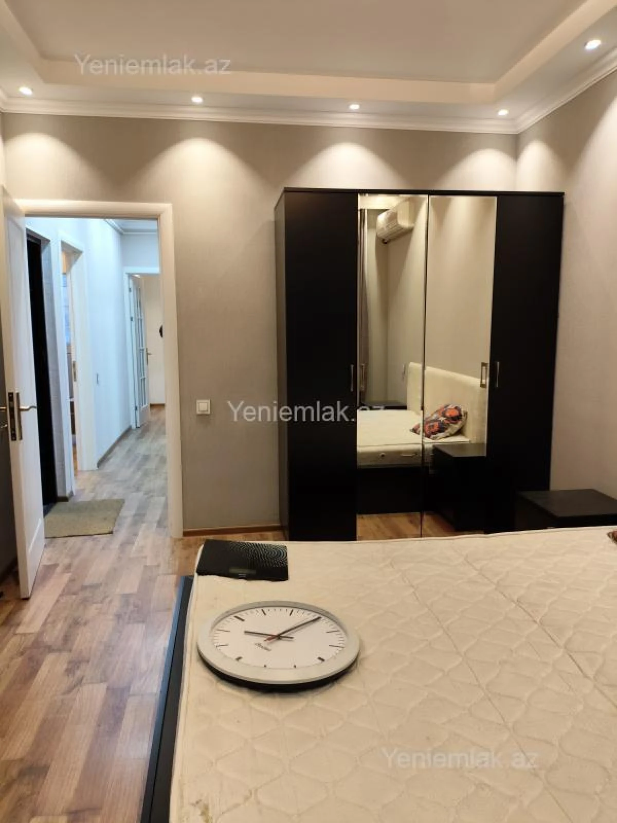 Satılır 2 otaqlı köhnə tikili 60 m²