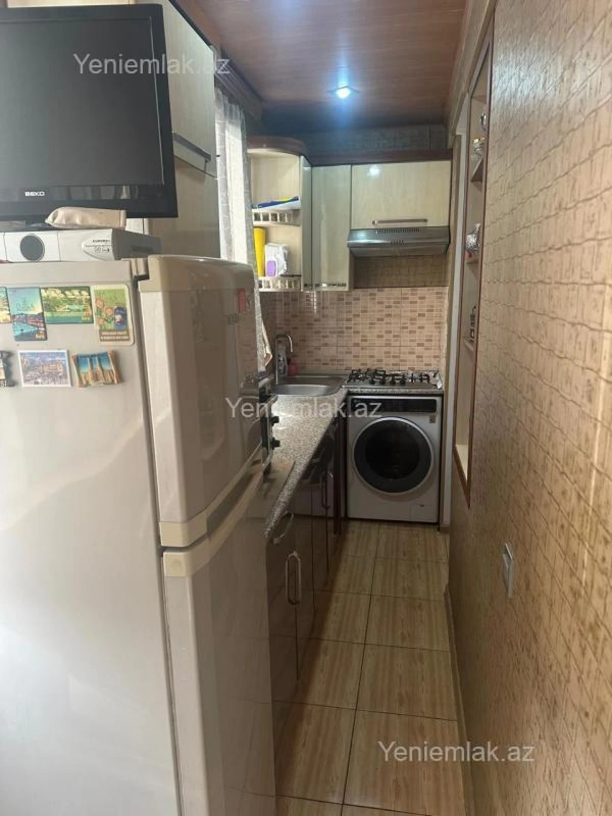 Satılır 3 otaqlı köhnə tikili 70 m²