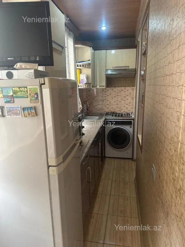 Satılır 3 otaqlı köhnə tikili 70 m²