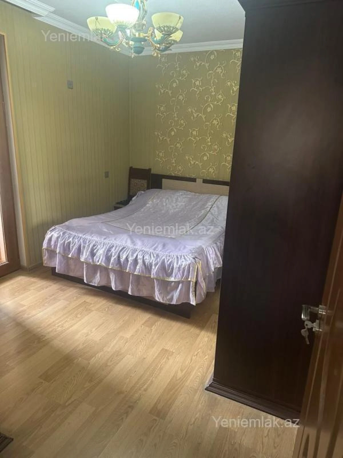 Satılır 3 otaqlı köhnə tikili 70 m²