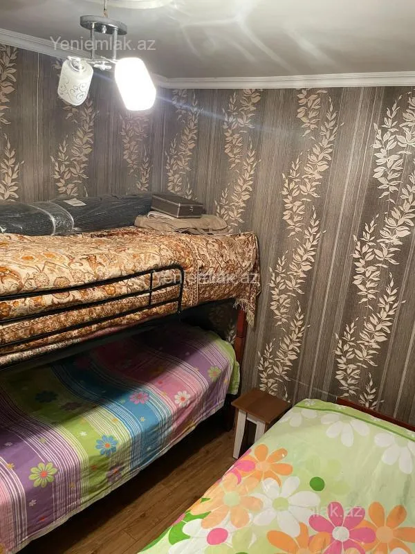 Satılır 2 otaqlı köhnə tikili 65 m²