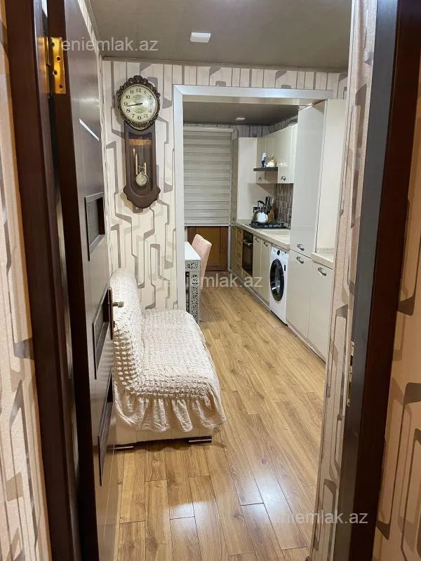 Satılır 2 otaqlı köhnə tikili 65 m²