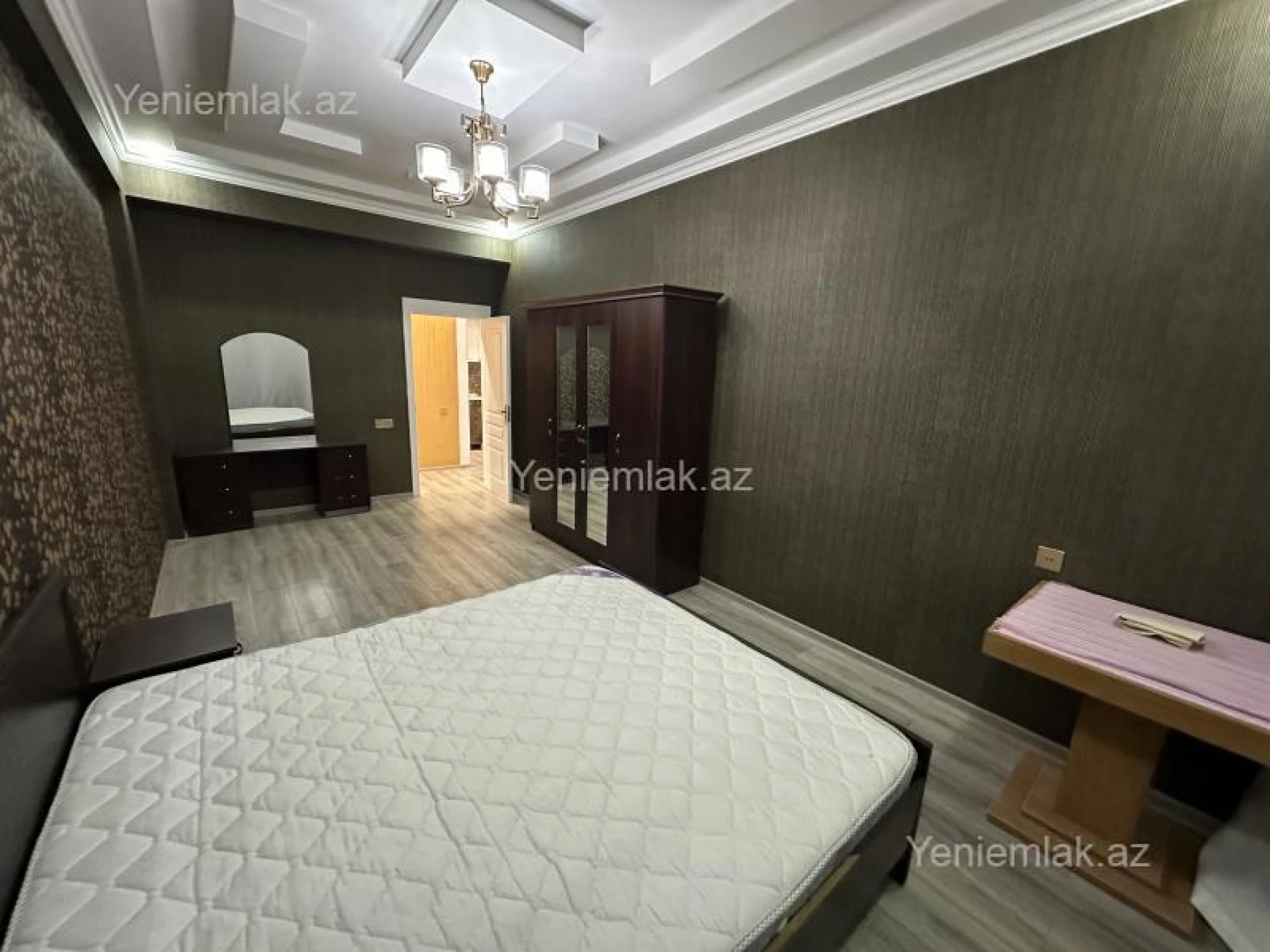 Satılır 2 otaqlı yeni tikili 70 m²