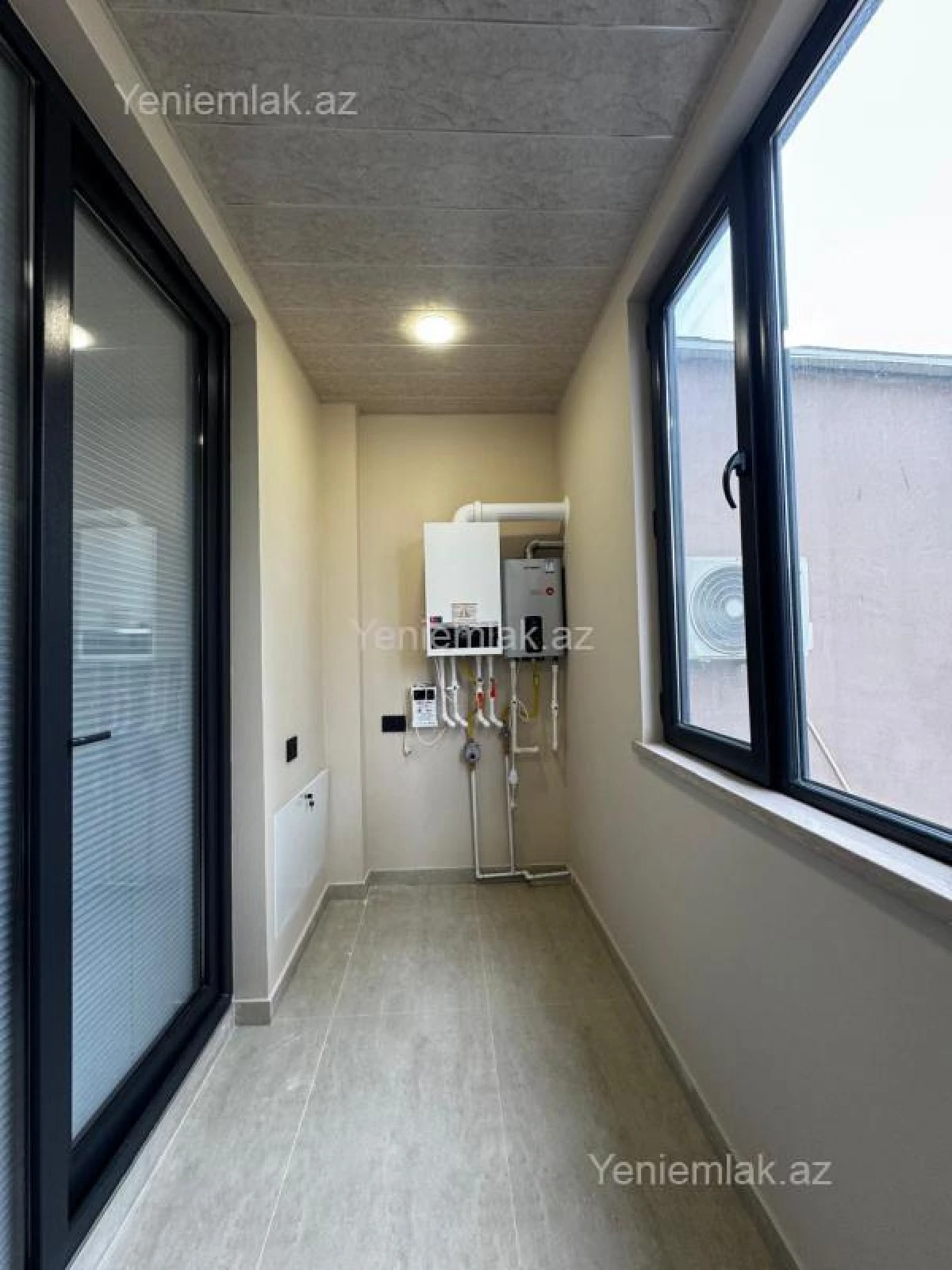 Satılır 3 otaqlı köhnə tikili 100 m²