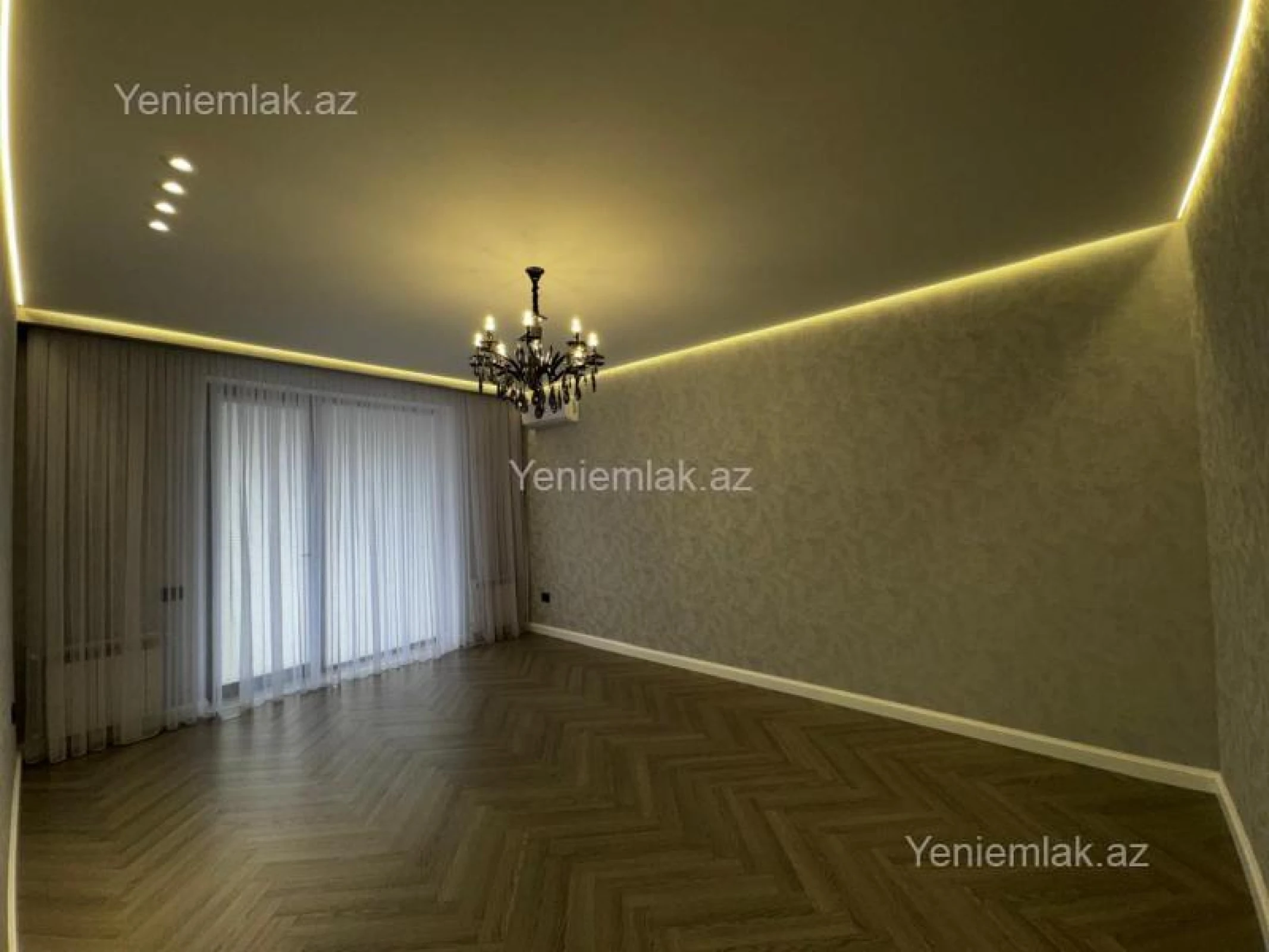 Satılır 3 otaqlı köhnə tikili 100 m²