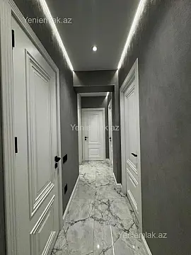 Satılır 3 otaqlı köhnə tikili 100 m²