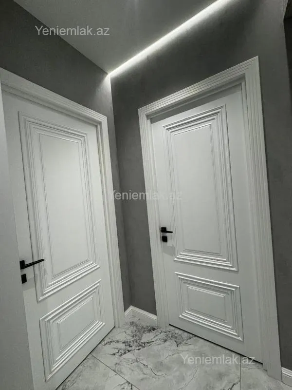 Satılır 3 otaqlı köhnə tikili 100 m²