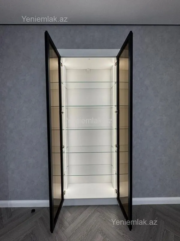 Satılır 3 otaqlı köhnə tikili 100 m²