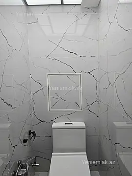 Satılır 4 otaqlı köhnə tikili 105 m²