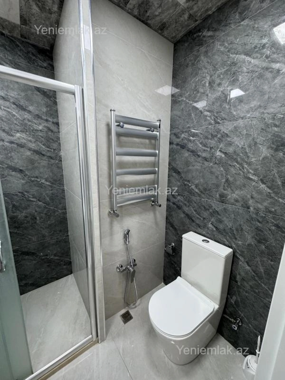 Satılır 2 otaqlı yeni tikili 55 m²