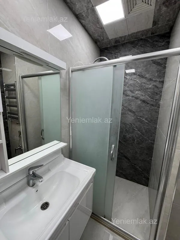 Satılır 2 otaqlı yeni tikili 55 m²